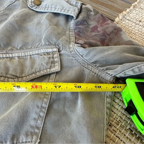 Sundance Rochelle Floral Taupe Jacket - Picture 8 of 14